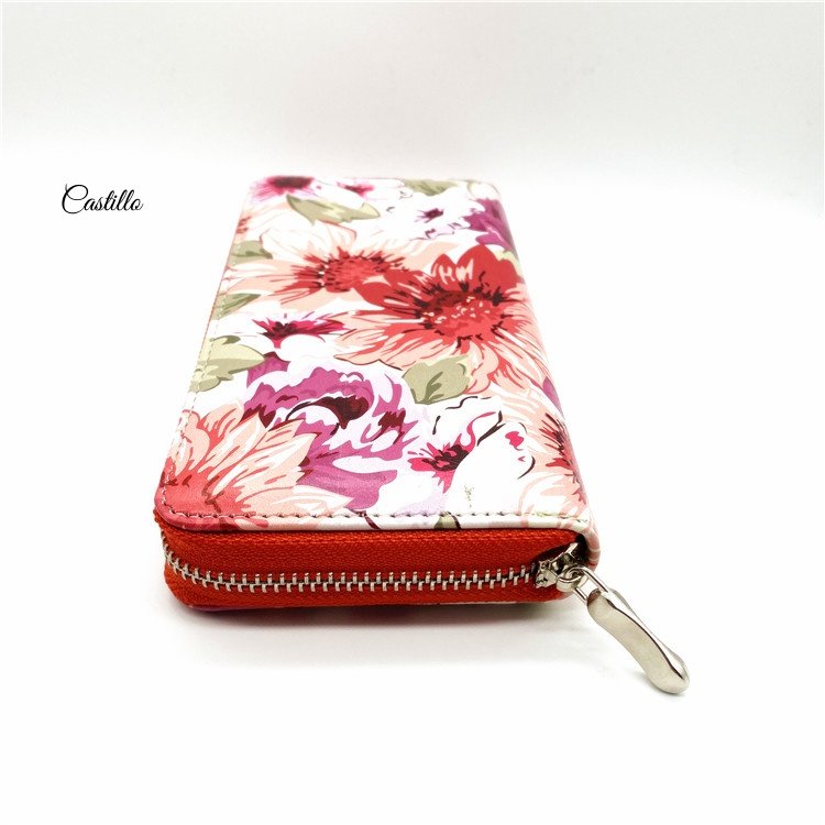 Woman wallet with flower printing
